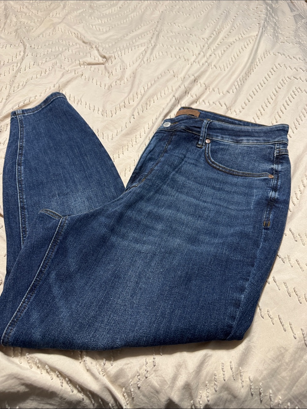 Classic High-Rise Dark Blue Women’s Jeans Skinny Fit